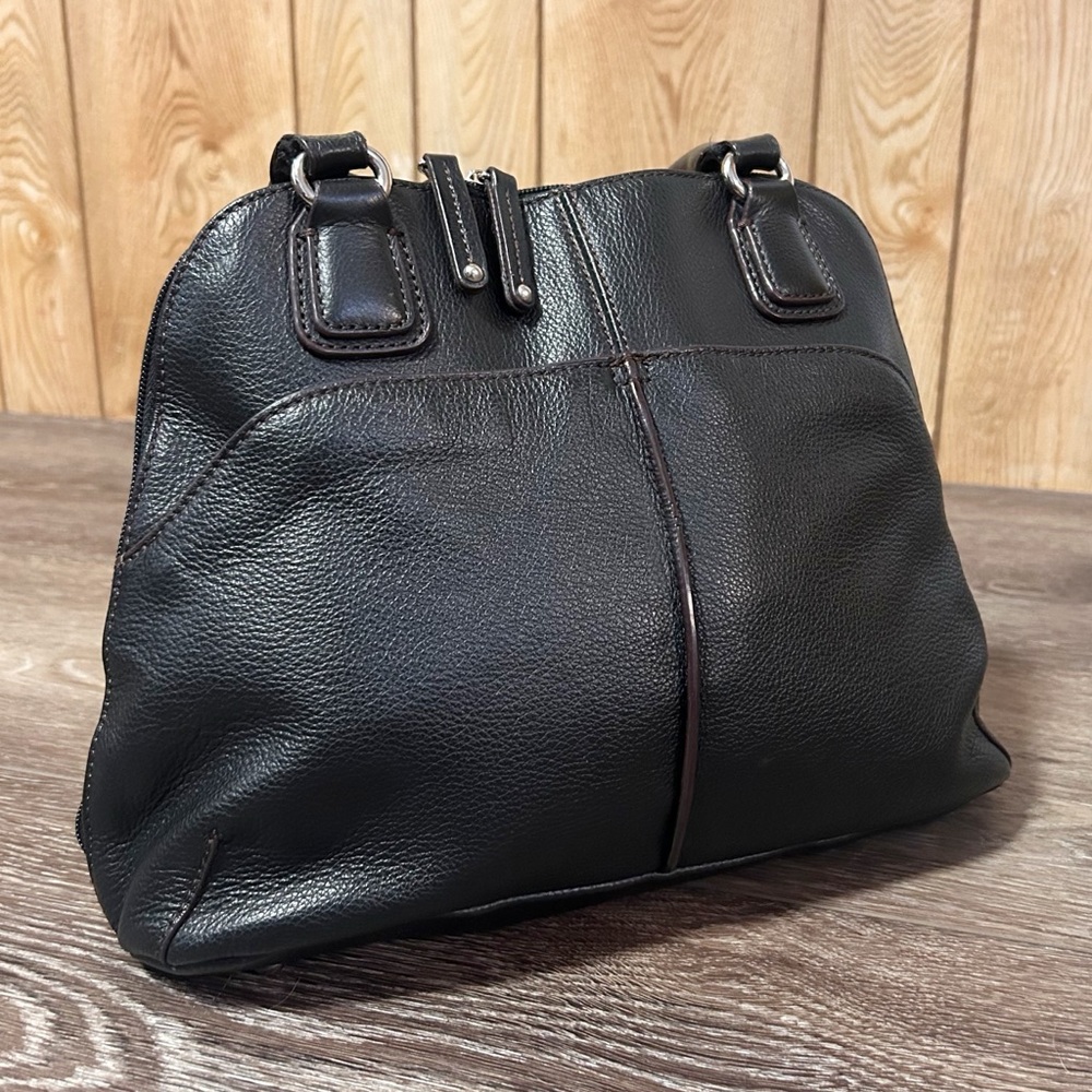 Tignanello leather handbag purse Black